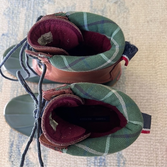 Tommy Hilfiger Russel Brown Green Leather Lace Up Rain Duck Boots SIZE 7 - Picture 7 of 10
